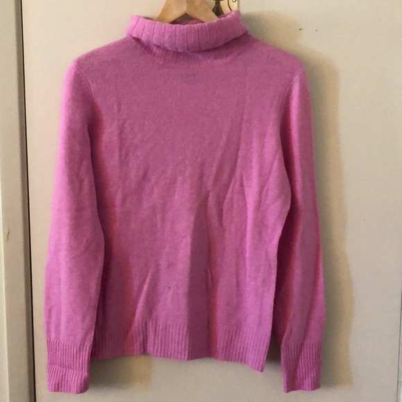 Pink turtle neck - Picture 1 of 1